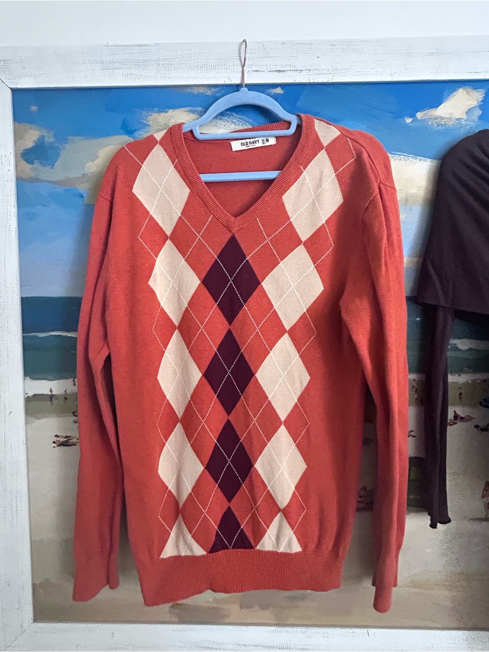 Old Navy Men's V-Neck Argyle Sweater - Picture 2 of 3
